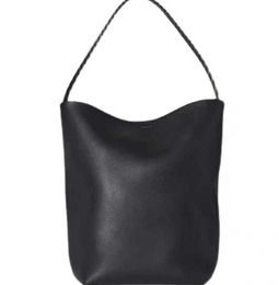 Sacs de soirée Sac fourre-tout grande capacité en cuir de créateur n / s Park Tote Bag épaule seau minimaliste Luxe léger et sens élevé La mode va Vente chaude