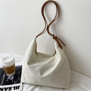 Bolsas de noche Diseñador Mujeres de gran tamaño Nylon Crossbody Bag Vegan Plain Hombro Monedero Mujer Poliéster Tote con asa de cuero