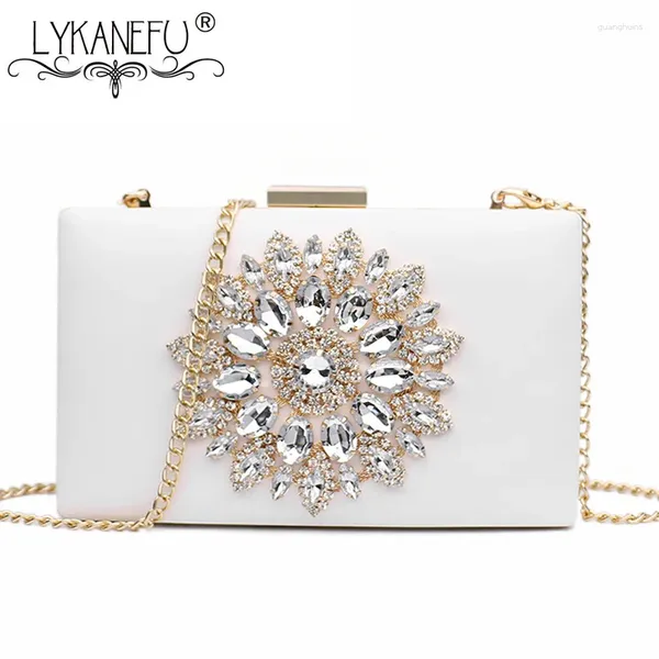 Sacs de soirée Diamants Flower Femme Day Crayches Small Chain épaule pour Party Bride Wedding Purse Box Box Clutch