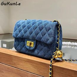 Avond tassen mode ketting schoudertas vrouwen denim gewatteerde vrouwelijke luxe handtassen ontwerper jeans hit sac een hoofd femme