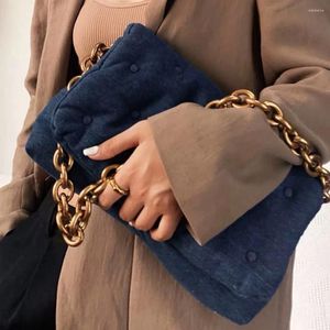 Bolsos de noche Bolso de diseñador de moda Denim acolchado para mujeres Bolsos de cadena de acrílico y monederos Soft PU Cuero Hombro Marca Jeans Tote