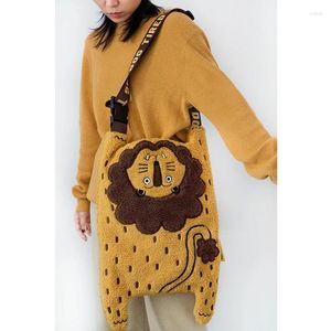 Sacs de soirée Mode Peluche Broderie Lion Modèle Forme Sac à bandoulière Automne et hiver Original Design personnalisé Bandoulière pour les femmes