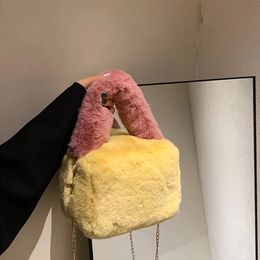 Sacs de soirée Sacs à bandoulière en fausse fourrure pour femmes sacs à main en peluche et sacs à main chaîne femme téléphone épaule sac de messager filles pochette chaud hiver 231018