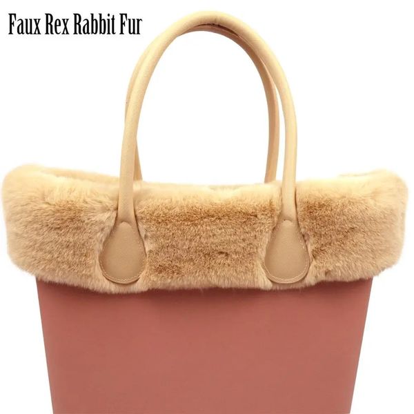 Sacs de soirée Faux Rex Fourrure de lapin Furry Garnitures en peluche thermique pour O BAG Décoration Classique Mini Obag Accesorios Hiver Automne Handlebags 231026