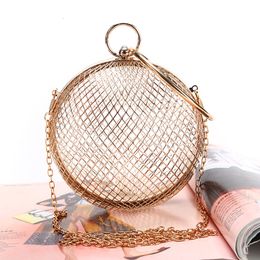 Abendtaschen Gold Metall Clutch Bag Luxus Handtasche Designer Runde Mini Hohl Geldbörse Damen Hand Prom Kette Crossbody 230718