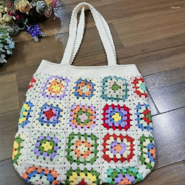 Bolsas de noche Granny Square Bolso blanco de ganchillo hecho a mano con patrón colorido original Bolso de hombro DIY tejido lindo bolso