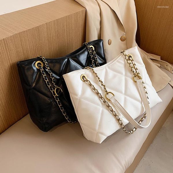 Bolsas de noche Hisuely lindo bolso dulce diseñador de mujer forma de caramelo crossbody alta calidad charol teléfono móvil hombro Q1