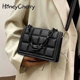 Bolsos de noche Honeycherry Geo en relieve Flap Crossbody Bag Mini bolsos para mujer Monederos Mini Crossbody Bag J230625