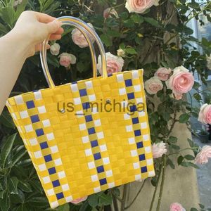 Avondtassen Hot Zomer Strand Mand Patchwork Gestreepte Hand Gebreide Kleur Casual Vrouwen Handtas Bakken Trend Mode Pvc Tas J230609