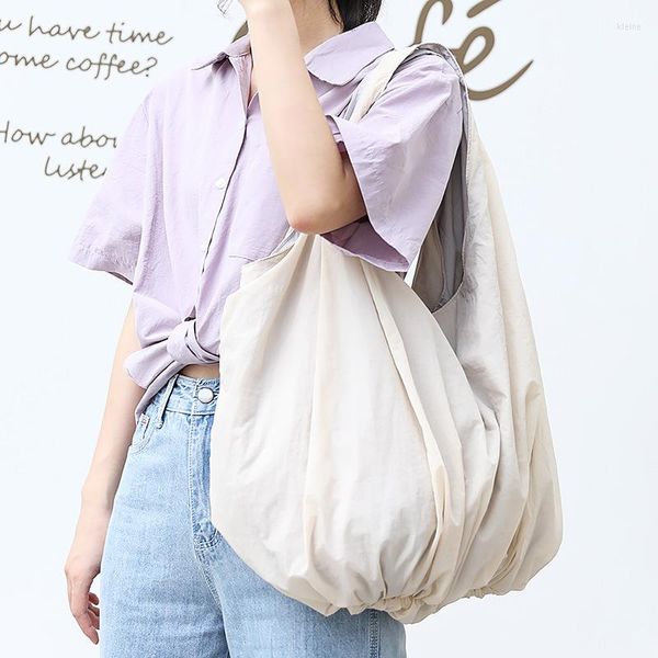 Bolsos de noche Moda japonesa Lazy Underarm Bag Estilo de Hong Kong Flower Bud Hombro Bolso de lona Color sólido Mujeres solteras