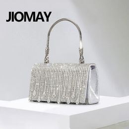 JIOMAY Designer Luxe Tas Dames Avondtasje Dames Druppelvormige Kwastje Metalen Handvat Doosvormige Handtas 230826