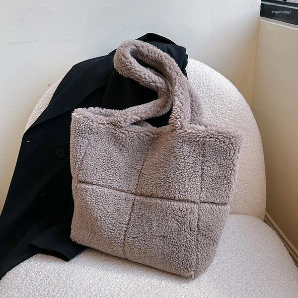 Sacs de soirée Grande capacité Sac à bandoulière sous les bras pour femmes Designer de luxe Fausse fourrure Sac à main Hiver Doux Confort Casual Fourre-tout