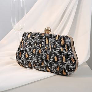 Sacs de soirée léopard Sexy femmes pochette paillettes métal sacs de soirée chaîne épaule fête Weddign sacs à main sac à main portefeuilles sac femme élégante 230727