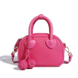 Bolsas de noche Caramelo de lujo ligero para las mujeres Crossbody Caja de lápiz labial portátil Pequeño bolso de hombro cuadrado Bolso Messenger 230926