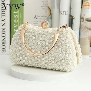 Sacs de soirée Luxe Cristal Pochette Lady Élégant Mariage Bourse Femmes En Plastique Perle Sacs À Main Dîner Bling Épaule 231216