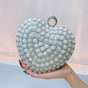 Avondtassen Luxe Mode Hart Clutch Bag Fijne Chique Parel Rozenbloem Kralen Dame Handtas Strass Ring Koppelingen Voor Vrouwen Portemonnee