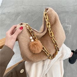 Sacs de soirée Luxe Fausse Fourrure Baguette Chaîne Sac Designer Marques Doux En Peluche Femmes Épaule Dame Sacs À Main Femme Main Sacs À Main 2022 Hiver