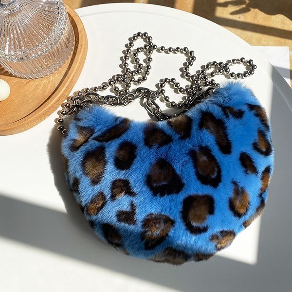 Bolsos de noche Bolso de piel auténtica de lujo Bolsos de hombro de piel de conejo Bolso de bola de masa de leopardo Bolso de felpa de alta calidad Bolsos cruzados con cadena 230826