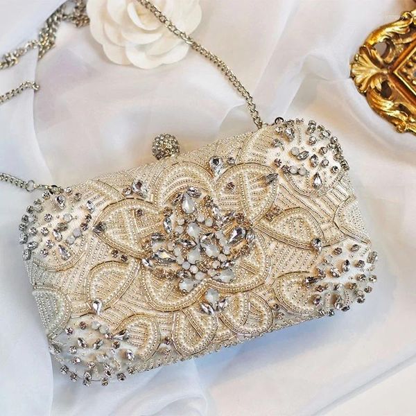 Bolsas de noche para mujeres de lujo embrague con cuentas diamantes diamantes de diamantes de diamantes de diamantes de diamantes de diamantes de diamisco de boda femenina femenina