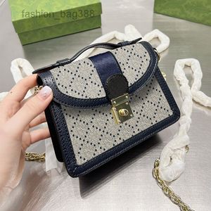 Avondtassen Mini Handtas Crossbody Tas Vrouwen Schoudertassen Vierkant Vintage ClassiStripe Geweven Riem Dubbele Letter Patroon Riem Gesp Ontwerp Cross Body Totes Purse