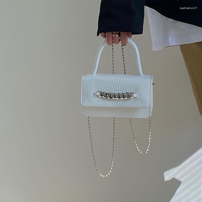 Evening Bags Niche Design Retro Crocodile Chain Crossbody Personality Hand Bill Of Lading Shoulder Clamshell Small Square Bag Female