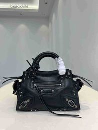 Sacs de soirée Un sac Balencigas Designer Lecagole 22s Three in Neo Rivet Tassel Cagole Locomotive Sac à main Épaule unique Bandoulière AybbF