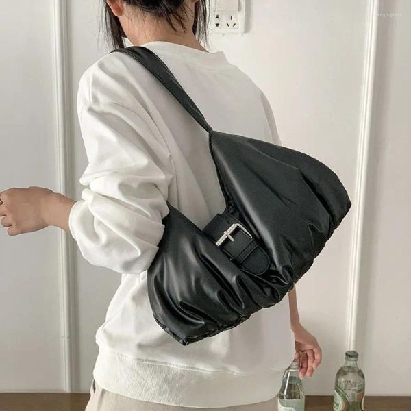 Bolsos de noche Tote plisado Tote Hopfy Women's Diseñador de bolsos Bolsos de hombro acolchado Axila de arrugas de nubes suaves para mujeres compradores vagabundos