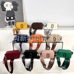 Sacs de soirée Sac en PU pour femmes 2024 été nouvelle niche à la mode Instagram couleur unie épaule unique déplacement crossbody lot H240323