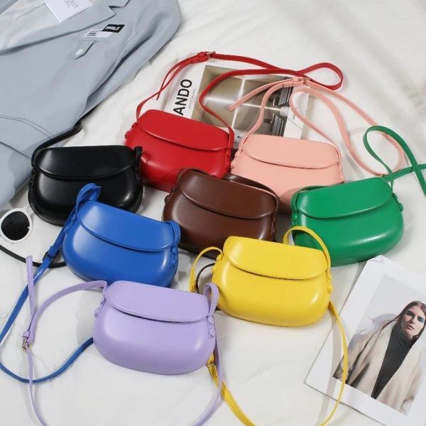 Bolsos de noche Color sólido PU Bolso de hombro de la silla de montar de las mujeres Moda Linda Casual Señoras Crossbody Simple Monedero femenino Bolsos pequeños