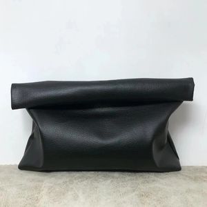 Bolsos de noche Color sólido Bolso de mano para mujer Cuero de pu suave Bolsos de noche para dama Tendencia Fiesta Chica Bolsa de sobre Gran capacidad Embragues Monedero negro 231206