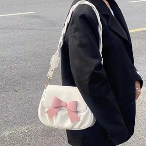 Bolsas de noche Sweet Girls Moda Bolso de hombro Pink Bow Monedero de mujer Bolsos Lindos Ruched Ladies Underarm Elegante Pequeño Mensajero