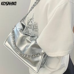 Bolsas de noche de moda moda sólida de moda simple mujeres y2k estétil elegante bacos de bolsillo de cadena de la oficina de la oficina de la axila 230814