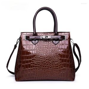 Sacs de soirée Valenkuci Alligator PU épaule en cuir pour femme couleur unie poignée dure sacs à main femmes style d'affaires sac à bandoulière