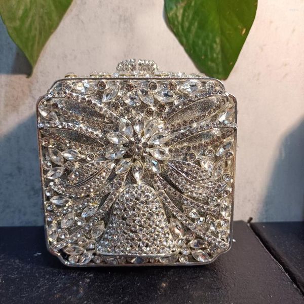 Bolsos de noche Mujeres Crystal Clutch Monedero Piedras Boda Rhinestone Embragues Bolsos Nupcial Diamante Hombro