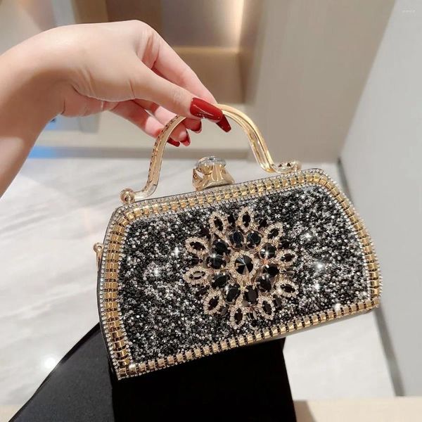 Bolsos de noche Bolsos de banquete para mujer Moda de lujo Brillante Diamante de imitación negro Pequeños bolsos cuadrados Bolso de fiesta de cena de boda Monedero de dama