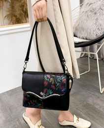 Sacs de soirée Femme Sac à bandoulière Génétique sac à main en cuir féminin Femme Femme à la main Vintage Vintage Fleau chinois Messenger5258888