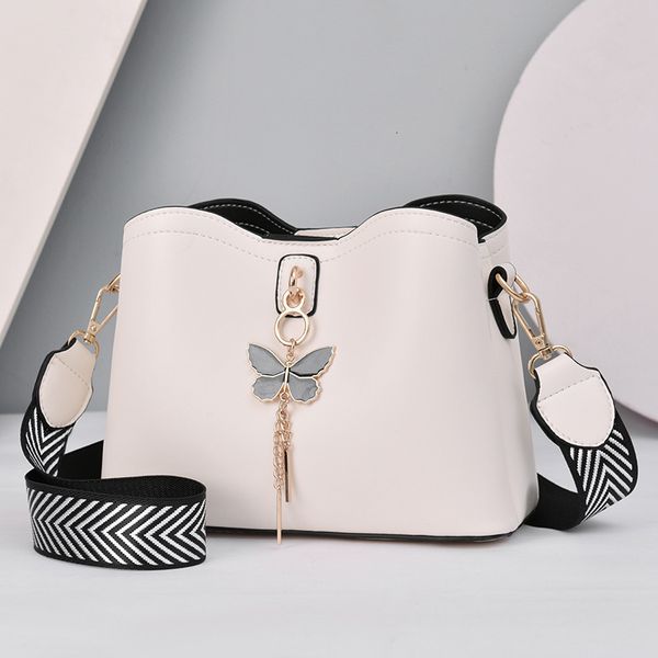 Sacs de soirée Femmes Blanc Sac À Main Designer Papillon Gland En Cuir PU Messenger Sacs Dames Bandoulière Femme Fourre-Tout Sac À Bandoulière 230627