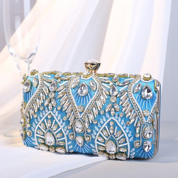 Sacs de soirée Womens Clutch Bag Party Purse Luxury Wedding for Bridal Exquis Crystal Ladies Handbag Gold Black Blue Wallet 230725