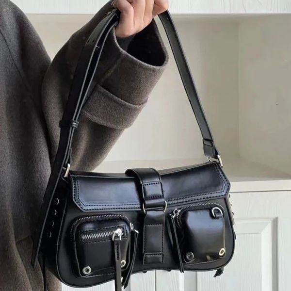 Bolsas de noche Y2K Mujeres coreanas Harajuku Vintage Gótico Negro Bolso de mano Estético Elegante Punk Monedero Monedero Bolsos Hombro Baguette Tote 231128