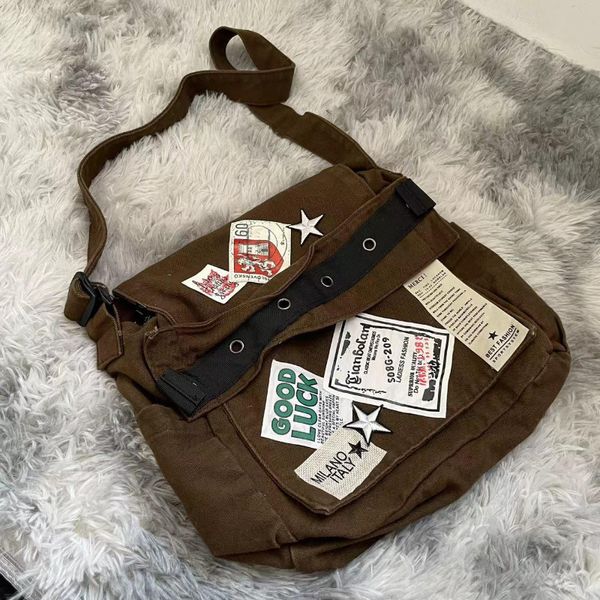 Sacs de soirée Y2k Messenger Bag Brown Old School Style Star Patch Toile Étudiants Street Cool Vintege Cross Body Book College 230804