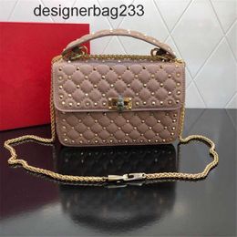 Abend Umhängetasche Designer Luxus Klassische Strandtaschen Frauen Handtaschen Schaffell Diamant Dame Gitter Tasche Valantinocc Niet Kleine Tragbare Leder Handtasche ZQFX