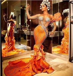 Robe de soirée Kylie Jenner Vestido de Fiesta Abito da Ser das Abendkleid Die Celebrity Robe Sirène orange à manches longues Nigeria Fashion Yousf Aljasmi
