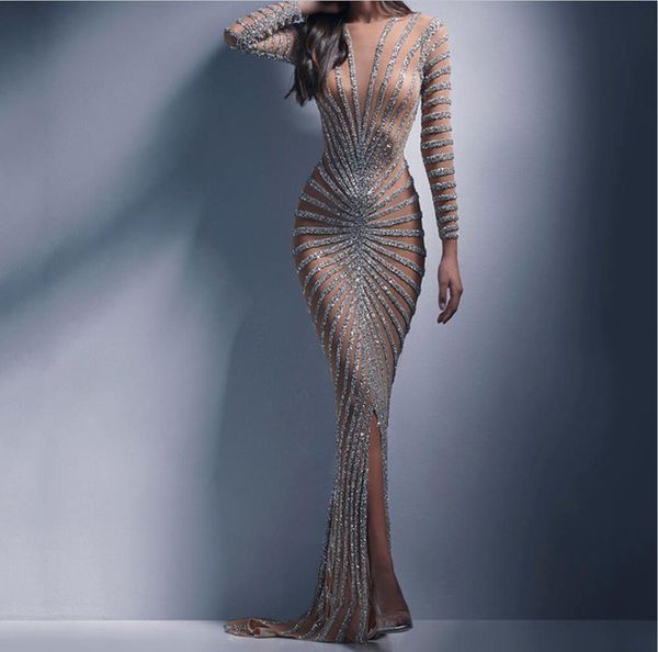 Vestido de noche Sirena Escote en V Mujer Cristal plateado Funda con Bota larga Vestido largo Yousef aljasmi Labourjoisie kim kardashian