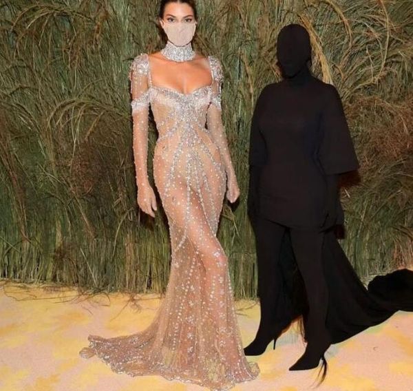 Vestido de noche mujer tela Balqeesfathi Nawalelzoghbi Kylie jenner Borla Cuello alto Manga larga Yousef aljasmi Granos de plata A-Line Myriam fares kim kardashian