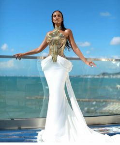 Vestido de noche Yousef aljasmi Kendal Jenner Vestido de mujer Kim kardashian Sirena Cuello alto Fuera del hombro Apliques de plumas doradas M
