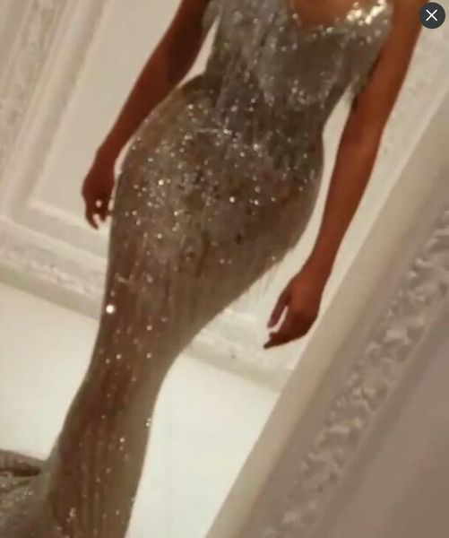 Vestido de noche Yousef aljasmi Labourjoisie Charbelzoe Sirena Hombros descubiertos Vestido largo Cristales Kim kardashian Zuhair murad