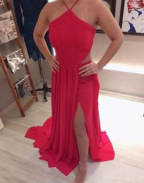 Robes de soirée rouge grande taille fête robe de bal sirène trompette formelle sans manches fermeture éclair personnalisée à lacets nouveau col rond en mousseline de soie plissé cuisse-haute fentes