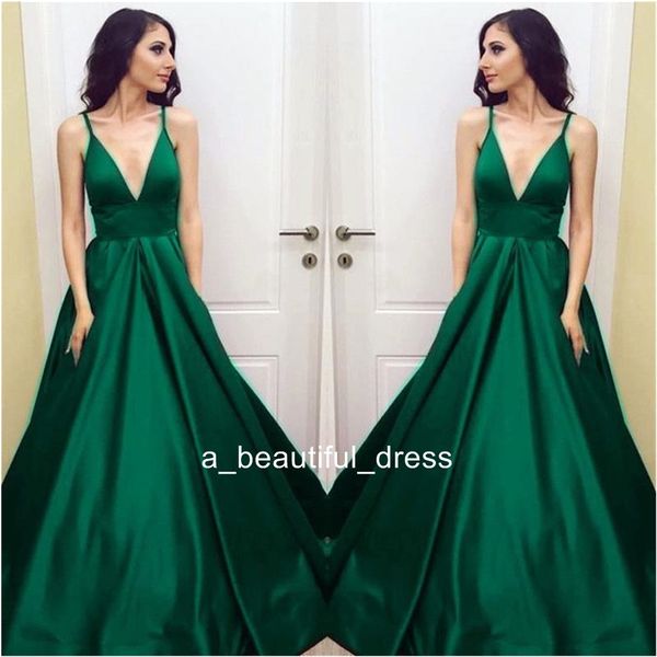 Robes de bal de soirée pour les femmes de grande taille vert émeraude Empire robes d'occasion spéciale col en V élégantes longues robes de bal ED1221