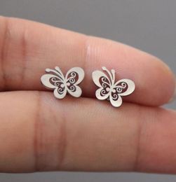 Everfaste nieuwe Koreaanse oorbellen Insect Butterfly roestvrij staal oorrang noppen mode -bugs oor sieraden cadeau voor vrouwen meisjes kinderen T1255302722