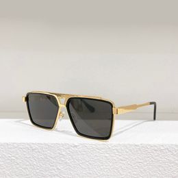 Bewijs metalen vierkante zonnebril Zwart goud/donkergrijze mannen glazen tinten occhiali da sole uv400 brillen met doos mooie aa